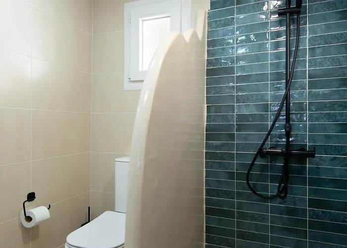 Rocks And Waves Sifnos Hotel *