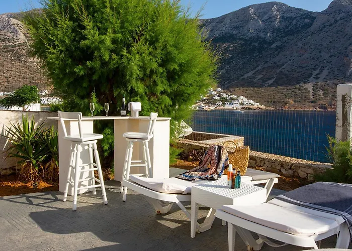 Rocks And Waves Sifnos Hotel Kamarai