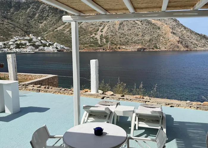 Hotel Rocks And Waves Sifnos *