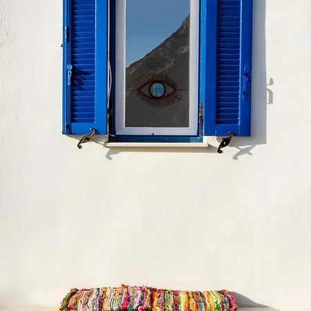 Rocks And Waves Sifnos Hotell Kamarai