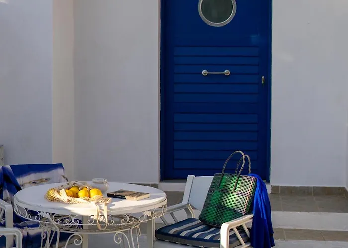 Rocks And Waves Sifnos Hotell