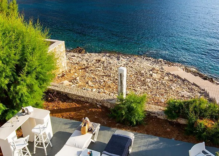 Rocks And Waves Sifnos Hotell