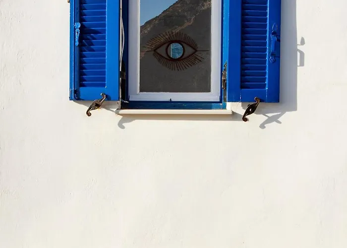 Rocks And Waves Sifnos Hotell Kamarai